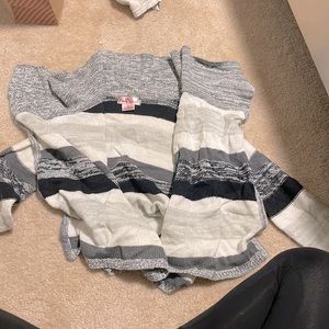 cute winter black grey and white throw over